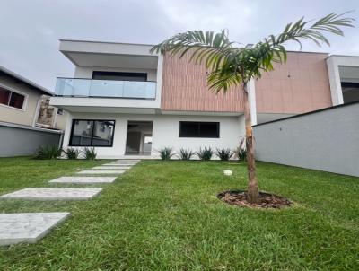 Sobrado para Venda, em Florianpolis, bairro Ingleses do Rio Vermelho, 4 dormitrios, 2 banheiros, 1 sute, 4 vagas